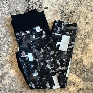 Size s under armour leggings